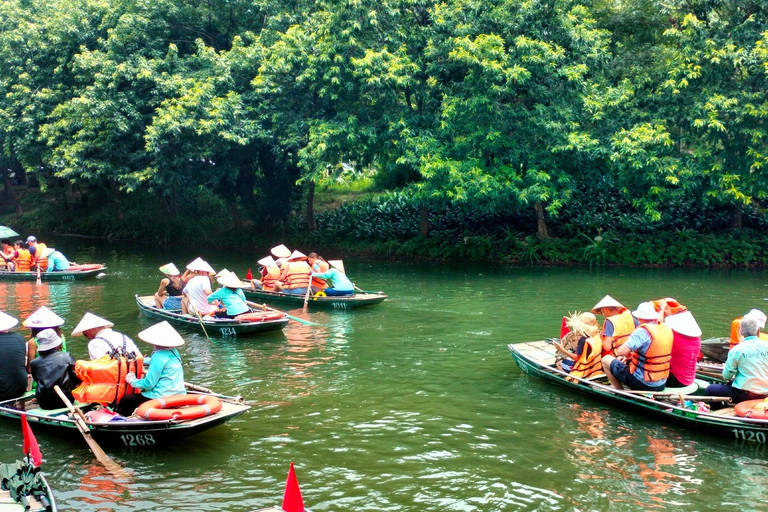 From Hanoi: Ninh Binh, Hoa Lu, Tam Coc and Mua cave Private tour: Hoa Lu, Tam Coc and Mua Cave