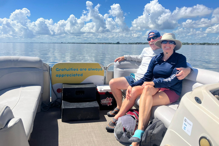 Cocoa Beach: Dolphin & Manatee Small Group Eco Boat Tour