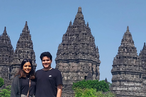 Yogyakarta: Temple to Crater Overland to Bromo SHARED Tour Finish Bromo - No Ticket