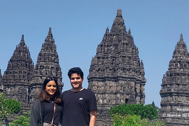 Yogyakarta: Temple to Crater Overland to Bromo SHARED Tour Finish Bromo - No Ticket