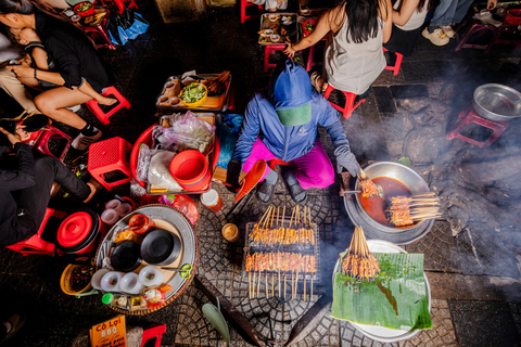 Hoi An Bites Food Tour with 15+ Tastings