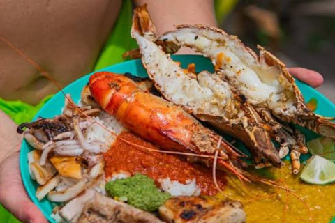 From Nungwi/Kendwa: Safari Blue Trip with Lunch & Sandbank