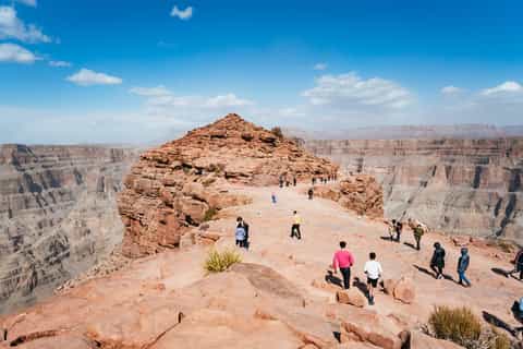 Las Vegas: Grand Canyon West Bus Tour with Hoover Dam Stop