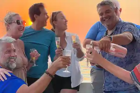 Puerto Vallarta : Croisière au coucher du soleil à bord d'un yacht privé