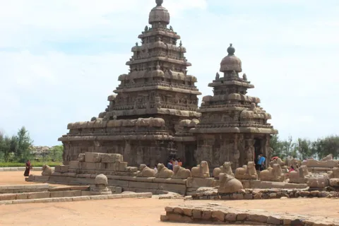 From Pondicherry: Day Tour to Mahabalipuram and Kanchipuram