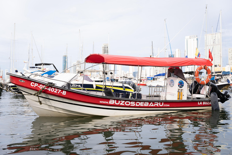 Cartagena: barco particular para as ilhas Rosário e Baru