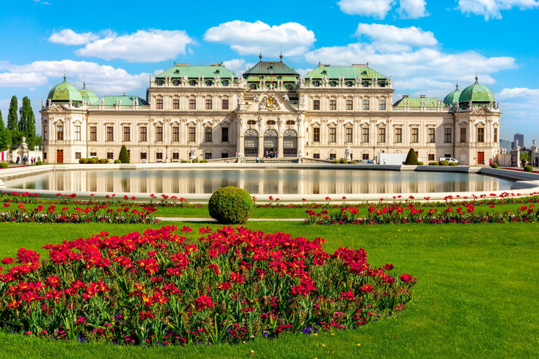 Vienna: Biglietti di ingresso prioritari per il Belvedere Superiore e tour guidato2 ore: Tour in tedesco