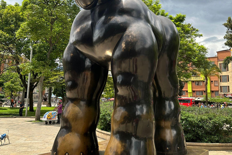 麦德林： VIP私人之旅，博特罗的完整历史，美术馆，博物馆麦德林：VIP私人之旅，博特罗的完整历史，美术馆，博物馆