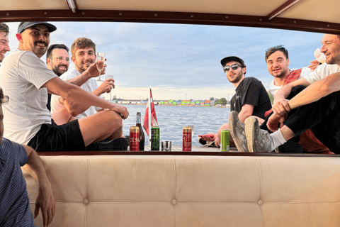 Riga: private VIP Bootstour &#039;&#039;Durch 19 Brücken&#039;&#039;2 Stunden