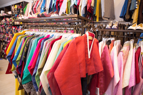 Gyeongbok-gung and Seochon walking tour with coin lunchbox Gyeongbok-gung & Seochon Walking Tour (Hanbok Experience)