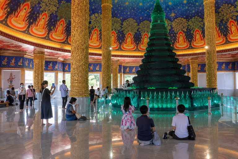 Bangkok: Canal Long-Tail Boat Tour Wat Paknam & Local Life Private Canal Long-Tail Boat Tour Wat Paknam. English Guide