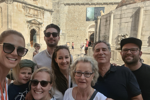 Dubrovnik: Tour a piedi di Game of Thrones e delle mura della cittàDubrovnik:Game of Thrones&amp;City Walls Tour a piedi