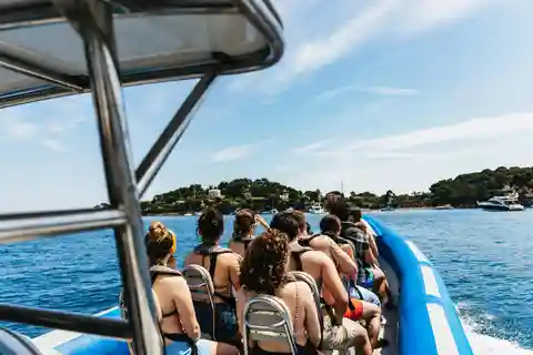 Nizza: Mala-Höhlen, Villefranche & Bootstour zum Schnorcheln