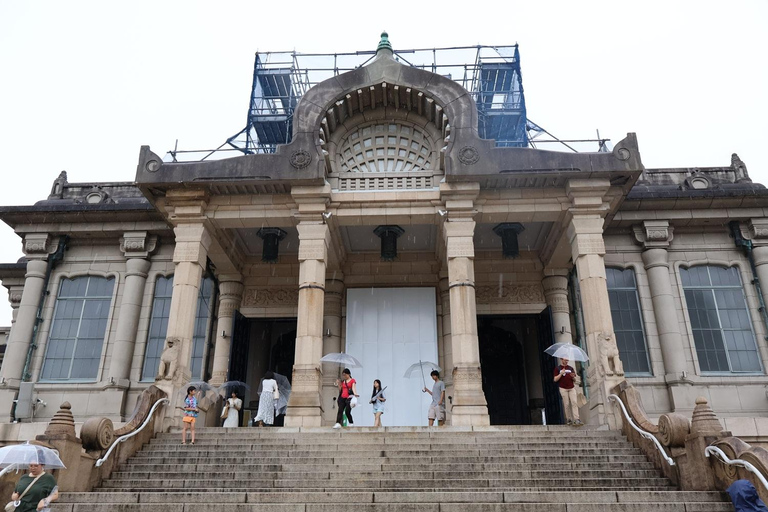 Tokyo: Daruma Painting Workshop and Religious Insight Tour Tokyo: Daruma Painting Workshop