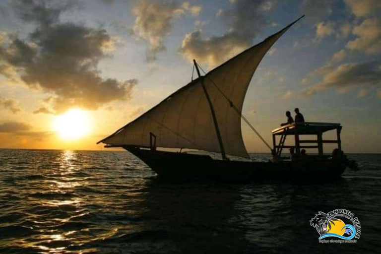 Zanzibar: Maasai Culture Village Tour och dhow-kryssning i solnedgångenHotelltransfer var som helst i Zanzibar