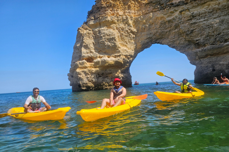 Benagil Cave: Guided Kayak Tour with Caves and Cliffs Benagil Beach: Guided Kayak Tour with Caves and Cliffs