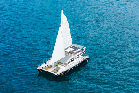 SUNWIND Phuket : Croisière en catamaran sur les îles Corail et Racha