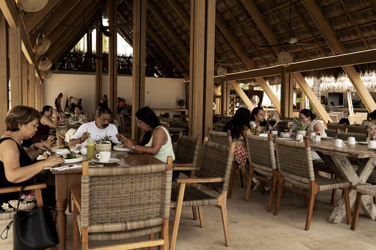 Mazatlán: Shekinah Beach Club Shekinah Day Pass