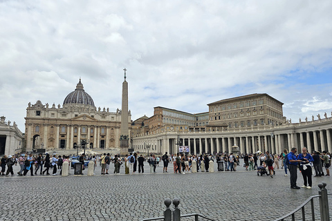 Rome: St. Peter's Basilica, Dome, and Vatican Grottoes Tour Small Group Tour in English