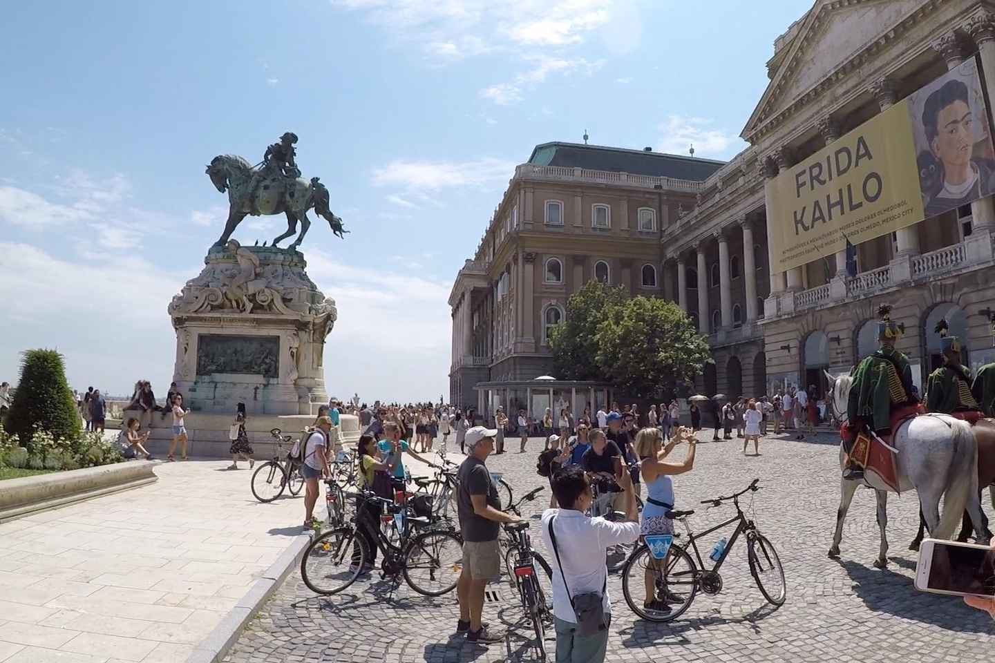 Budapest & Castle E-bike Tour with a local guide