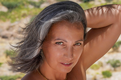 Granada: Private Photo Shoot in the Historic Centre