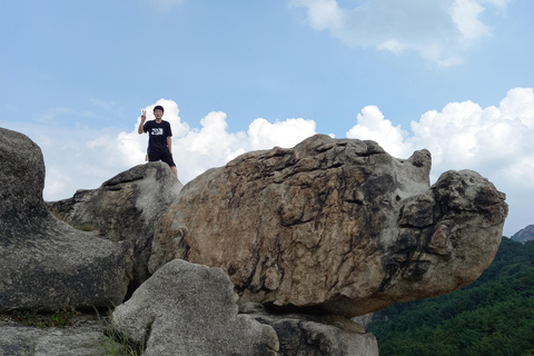 Randonnée dans les montagnes de Bukhansan - 6 heures