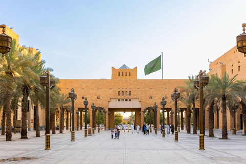 Qasr Al-Hukm District & Food Alley Guided Tour Qasr Al-Hukm District & Food Alley