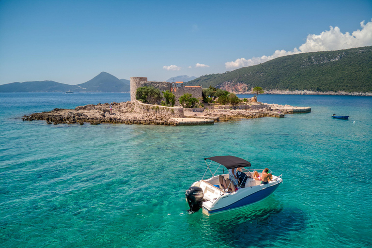 Tour in motoscafo della baia di Boka e della grotta azzurra per un ricordo che durerà tutta la vita