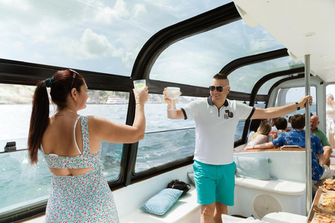 Lisbon – Sangria Social Premium Boat Experience Lisbon: Sangria Vibe Premium Boat Experience