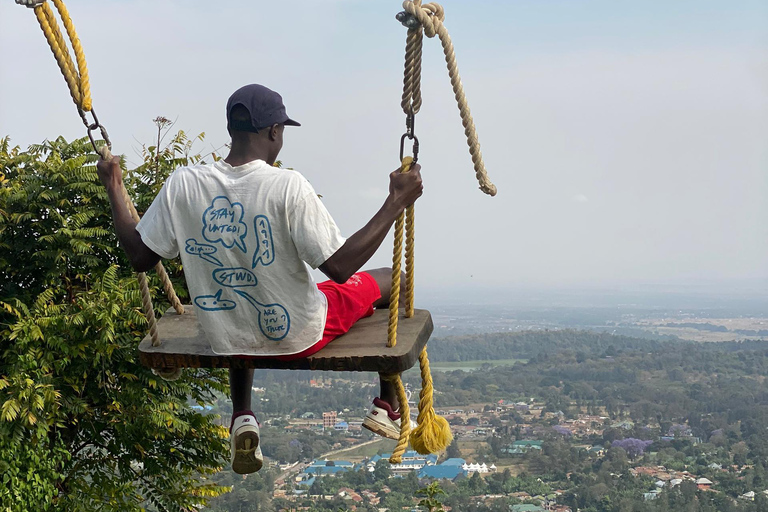 Aventura de natación y columpio en la cascada de Arusha, de Kingstone Asilia