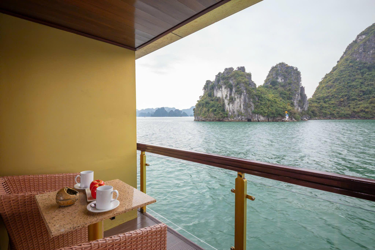 Crociera di 3 giorni e 2 notti nella baia di Ha Long con balcone privatoElegante Suite Standard con balcone privato