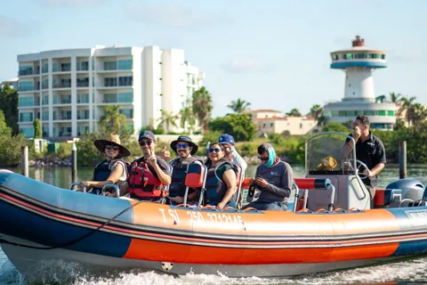 Mazatlán : Tour en bateau d'observation des baleines avec un biologiste marin