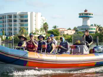 Mazatlán: Whale-Watching Boat Tour with Marine Biologist