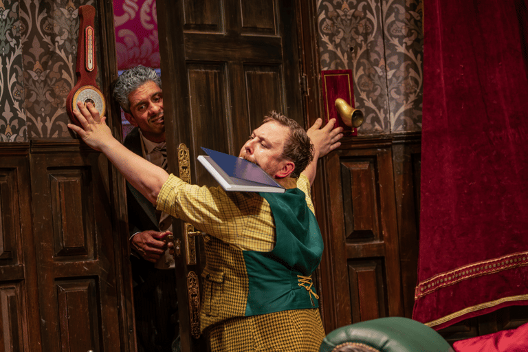 London's West End: Ticket to The Play That Goes Wrong Best Available Stalls - Peak