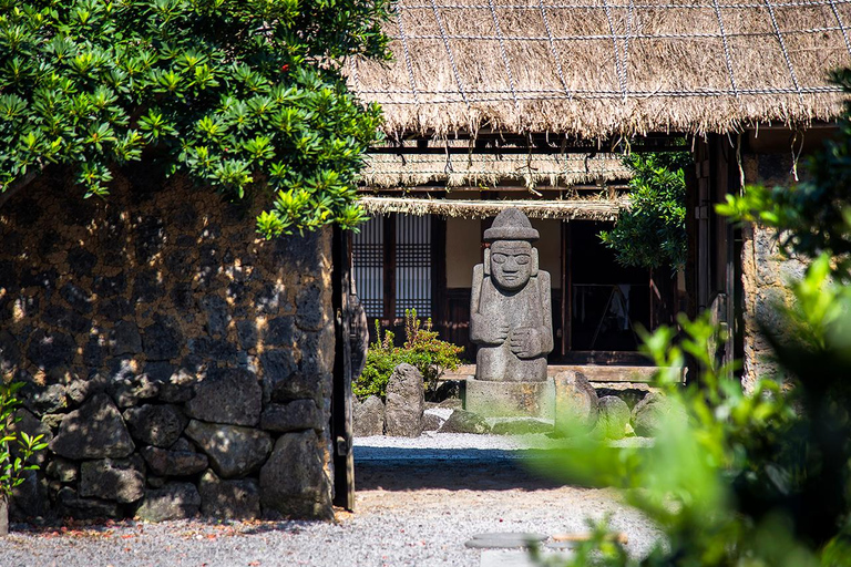 Jeju: UNESCO WestSouth & East Highlights 2 Days Combo Tour