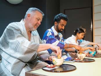 Traditional Tea Ceremony with Matcha and Sweets in Gion