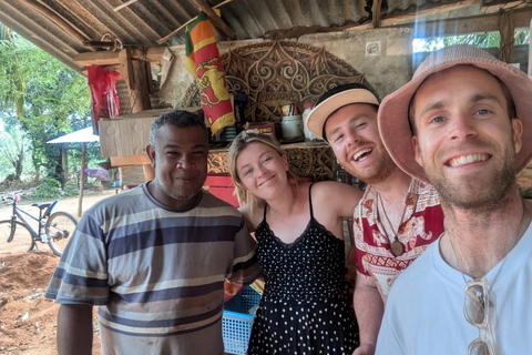 Sigiriya Wood Carving Workshop:3-Hour Make Your Own Souvenir
