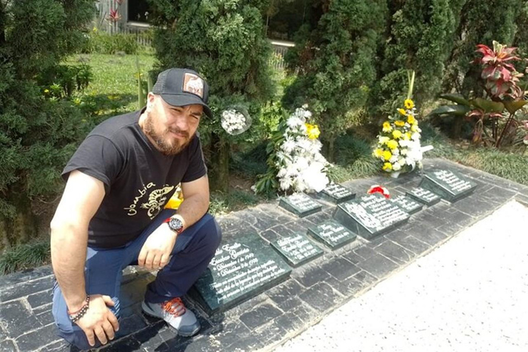 Medellín: Pablo Escobar Express Private Tour