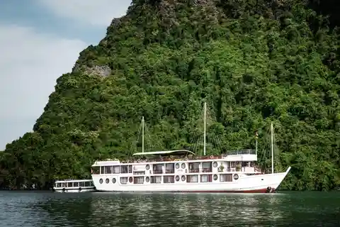 2D1N Bahía de Ha Long en Crucero Calypso