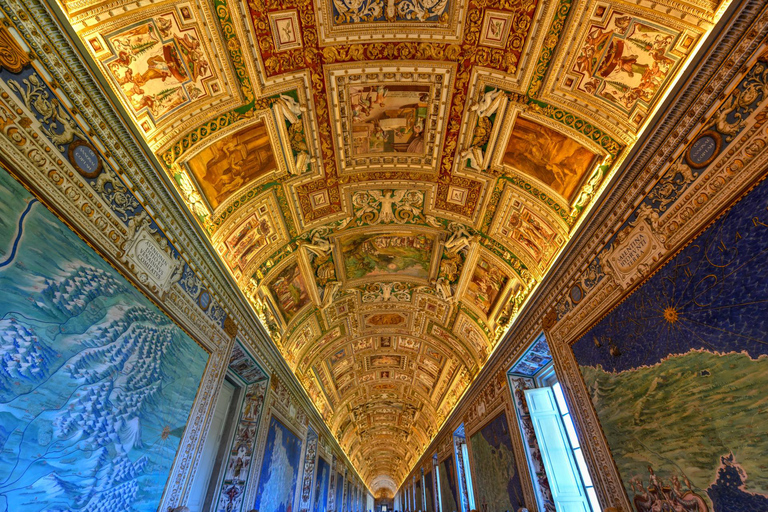 VIP Vatican Tour Sistine Chapel, St.Peter’s & Skip-the-Line Rome: Vatican Museums and Sistine Chapel Semi- Private Tour
