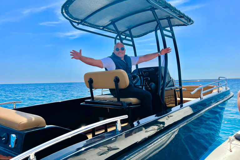 Hurghada: Crociera in motoscafo nella baia di Orange dell&#039;isola di Giftun e pranzoSpeedboat di gruppo a Orange Bay con snorkeling