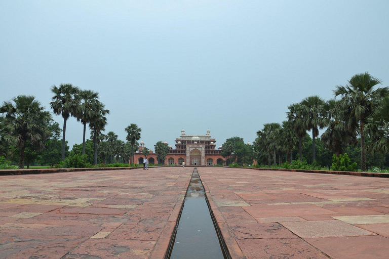 In Agra: Private Akbar’s Tomb, Mariam’s Tomb & Gurdwara Tour In Agra: Tour with Car, Driver, Guide, Entry Fees and Meal