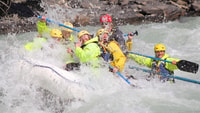 Battendo il fiume Cavallo, massima potenza Doppio colpo Rafting - Hizvo