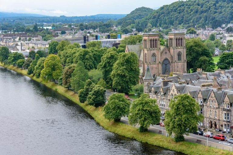 Huellas Familiares de Inverness: Historia y Mercados