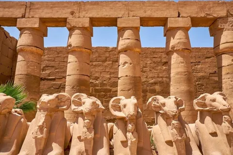 Luxor: Private Customized Full-Day Transfer Tour