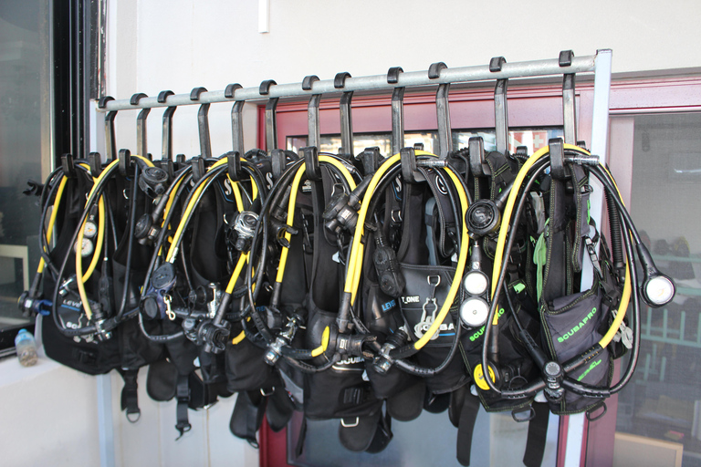 PADI Discover Scuba Diving (DSD) - beginners, Charaki Rhodes PADI DSD program 4 hours (2 dives) beginners, Charaki Rhodes