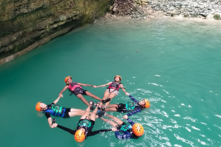 Dumaguete: Kawasan Canyoneering Adventure with Lunch Pick-up inside Dumaguete