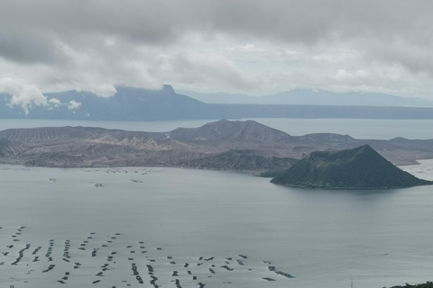 Volcán Taal Activo y Playa con Excursión a Cabaña FlotanteDesde Manila: Volcán Taal y Playa con Comida Flotante