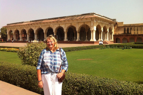 From Delhi: Taj Mahal Sunrise, Agra Fort & Baby Taj Day Tour Local Expert Tour Guide Only