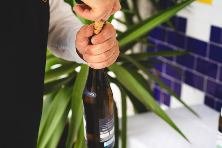 Granbazán Winery: Guided Tour and Wine Tasting Bodegas Granbazán: Visita Guiada y Cata de Vinos (Español)